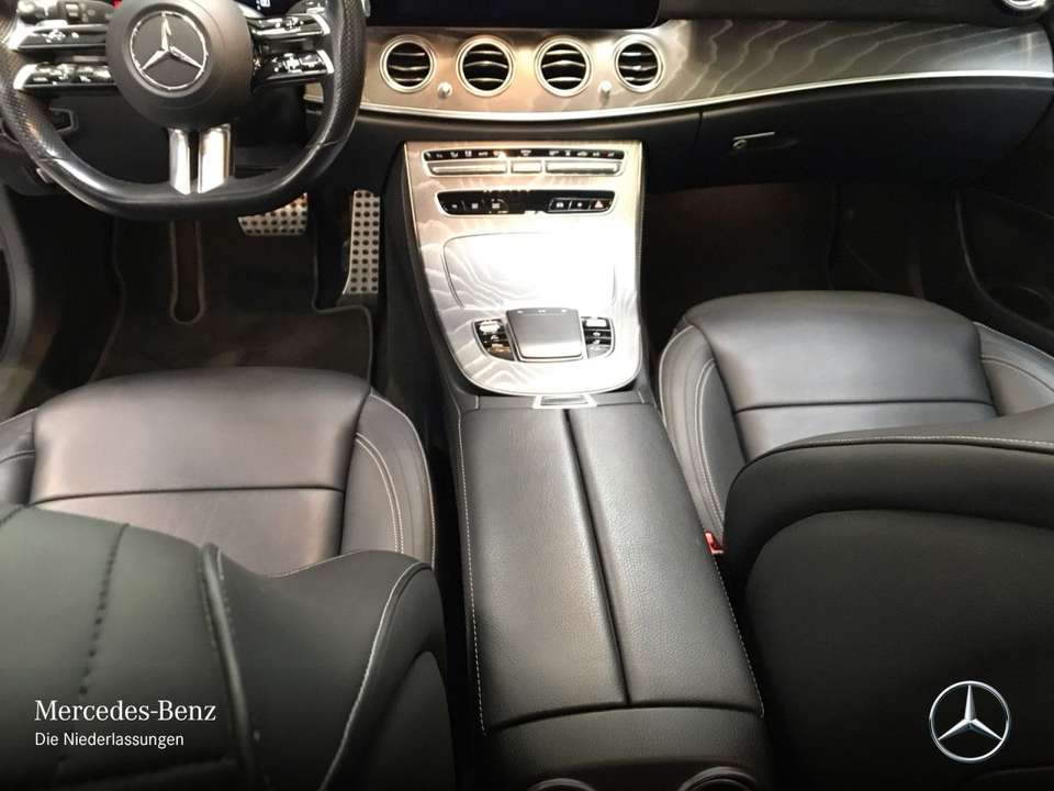 Mercedes-Benz E 300 - Imagem 15