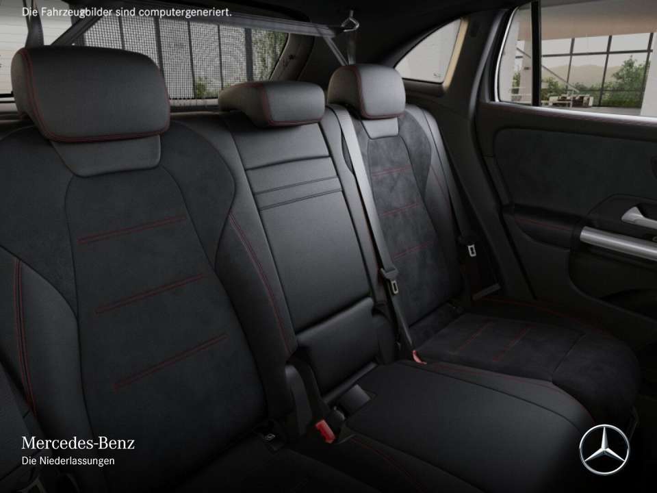 Mercedes-Benz GLA 200 - Imagem 12