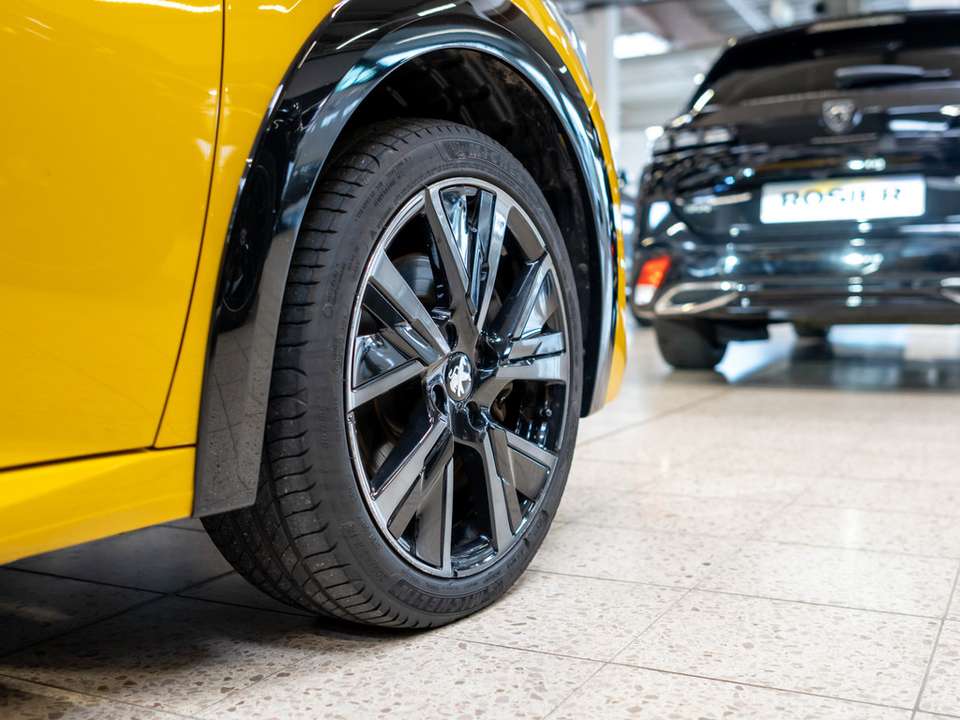 Peugeot e-208 - Imagem 8