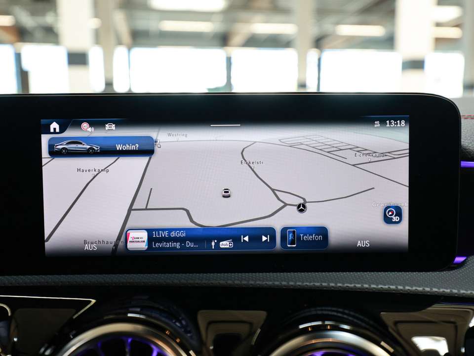Mercedes-Benz CLA 180 - Imagem 12