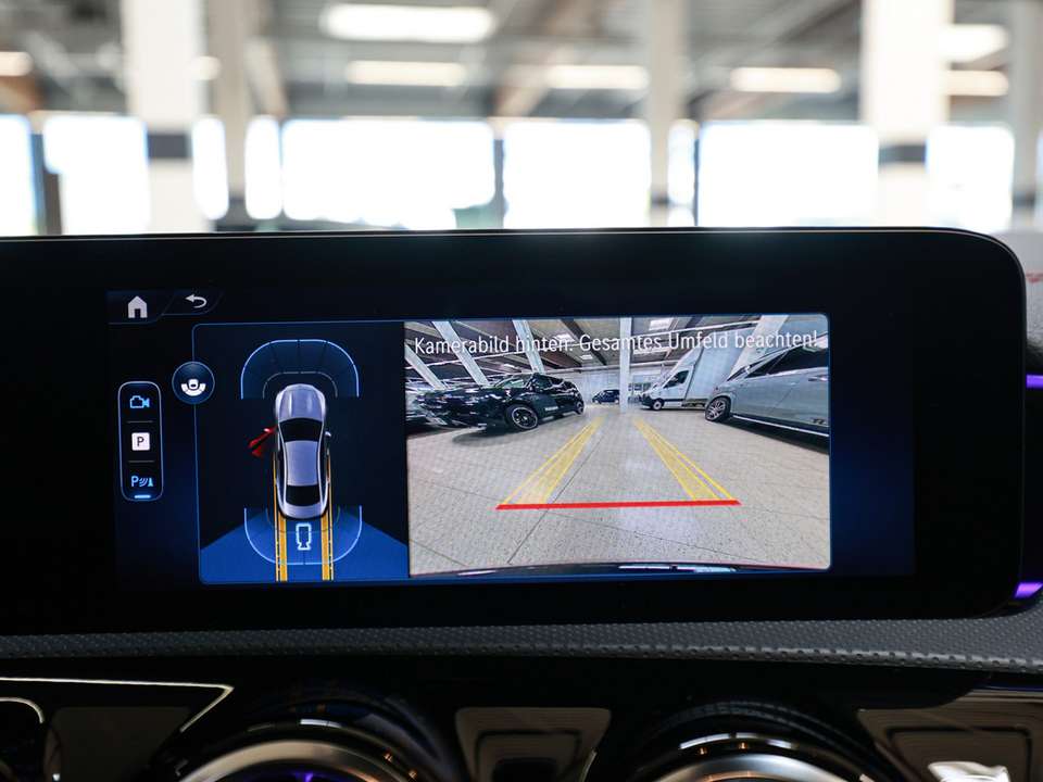 Mercedes-Benz CLA 180 - Imagem 14