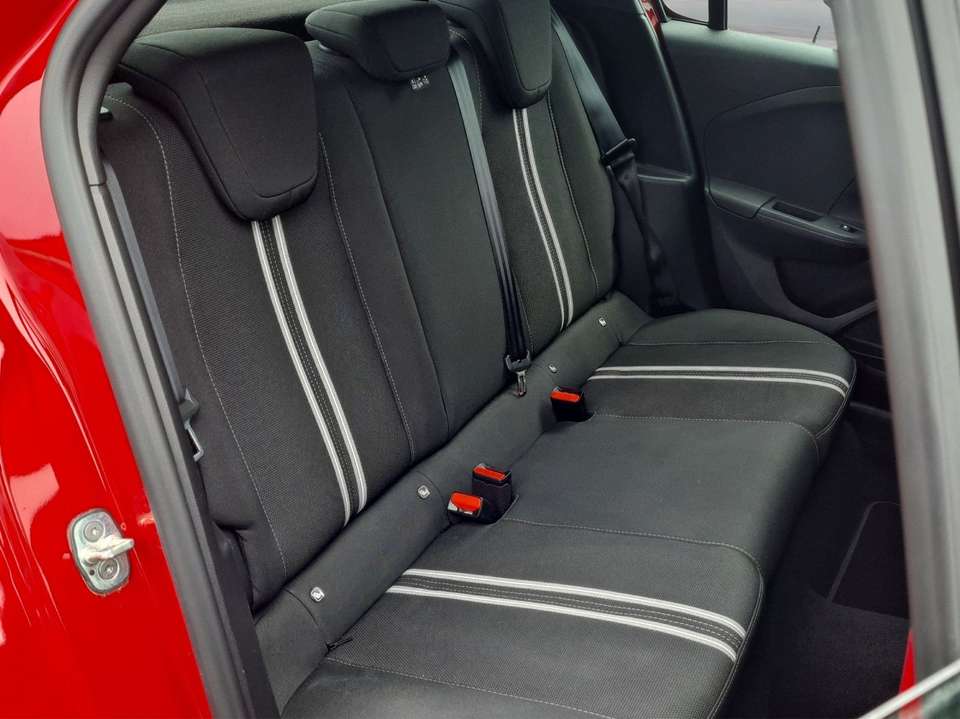 Opel Corsa - Imagem 8