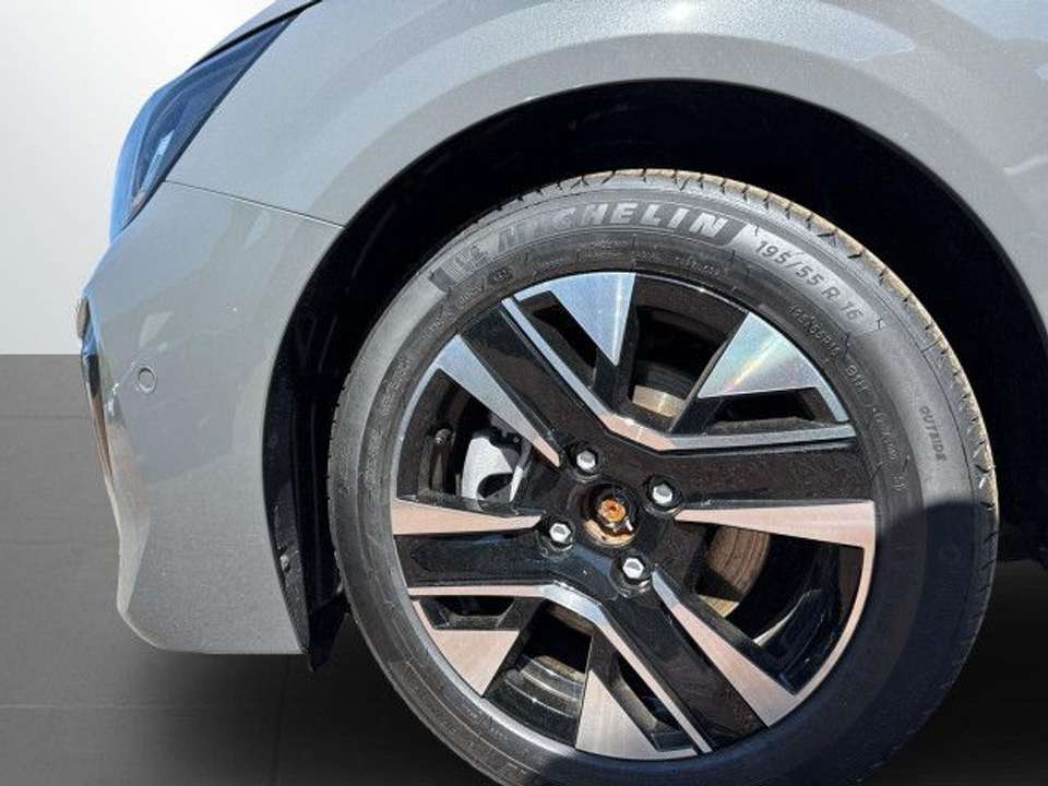 Peugeot 208 - Imagem 14