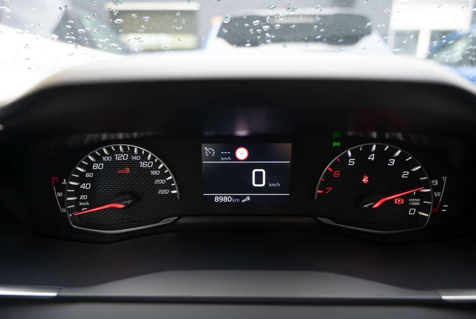 Peugeot 208 - Imagem 13