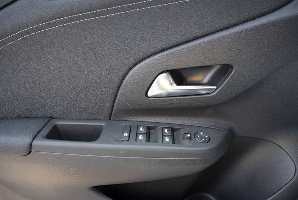 Opel Corsa - Imagem 13