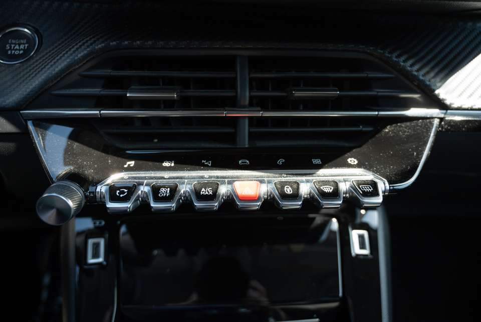 Peugeot 2008 - Imagem 9