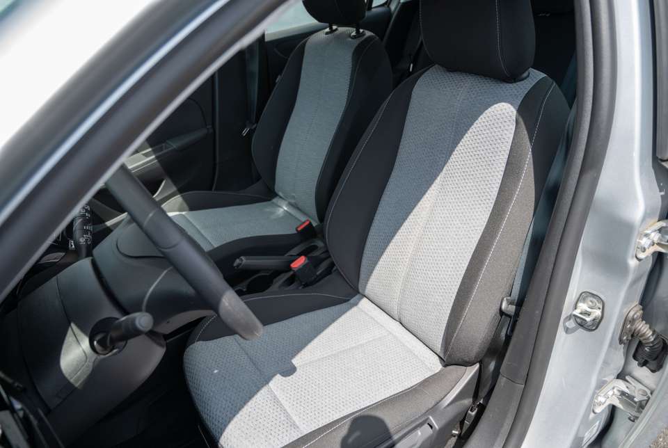 Opel Corsa - Imagem 7
