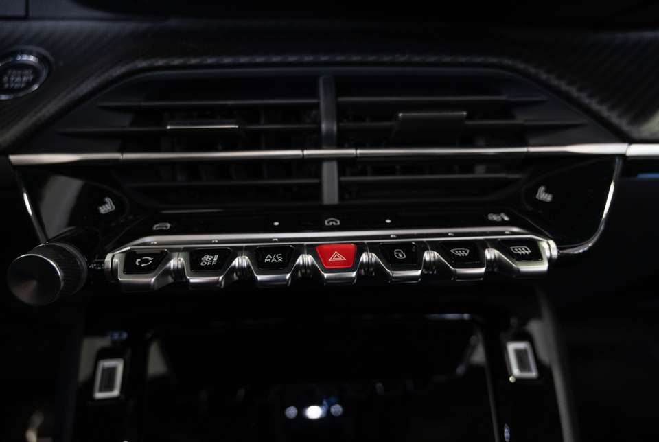 Peugeot 2008 - Imagem 9