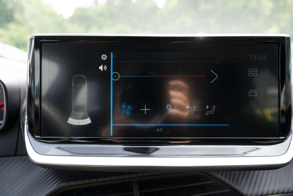 Peugeot 208 - Imagem 8