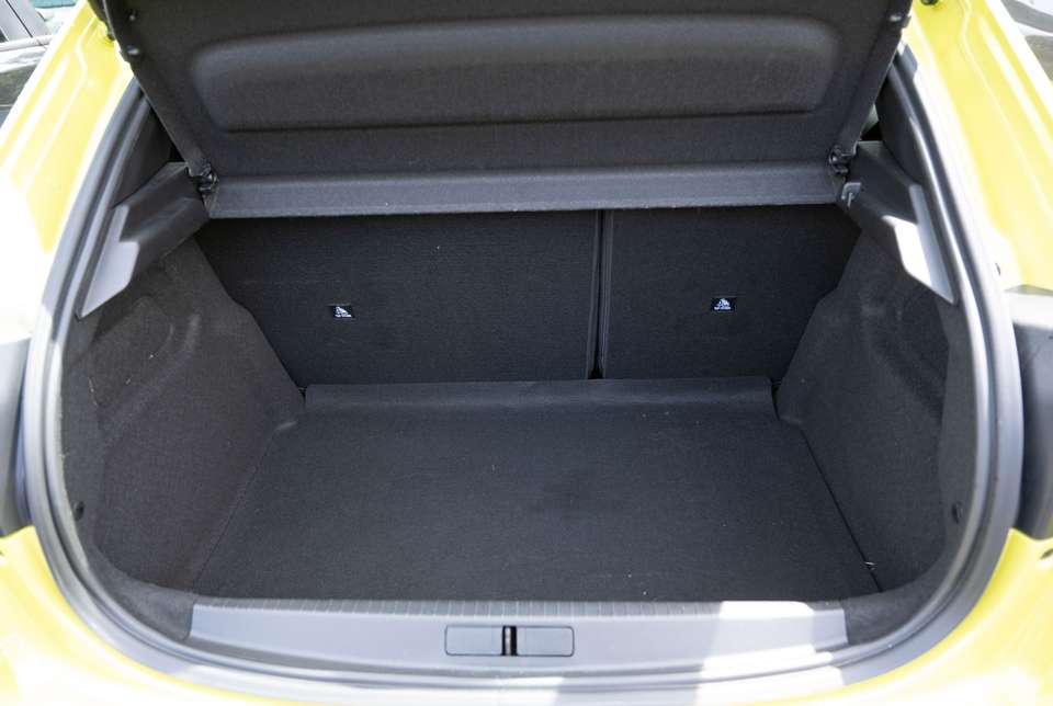 Peugeot 208 - Imagem 15