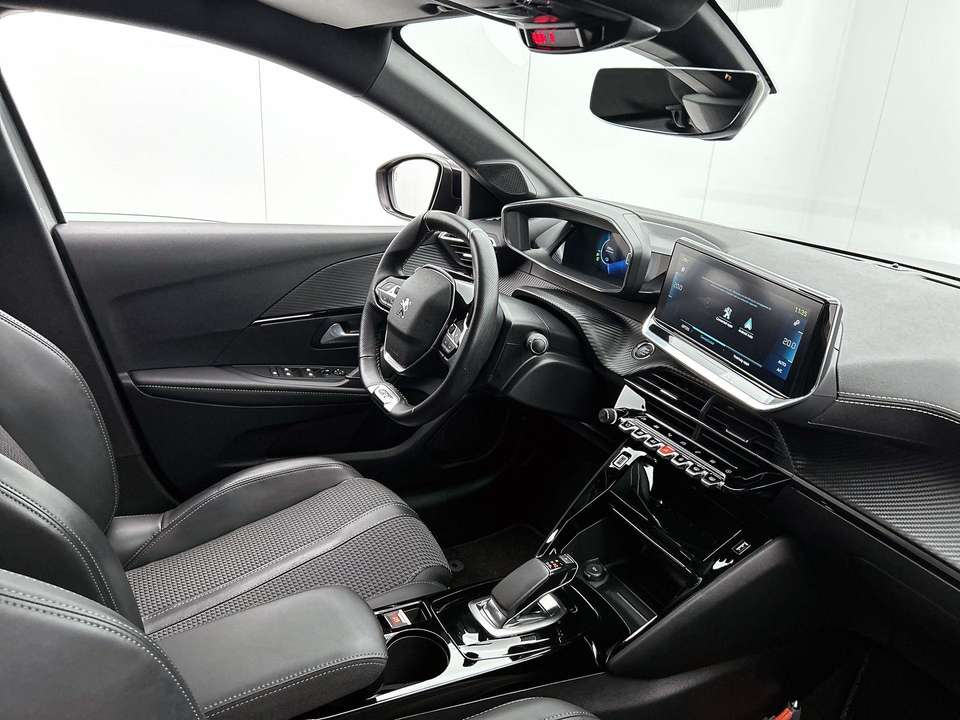 Peugeot e-208 - Imagem 12