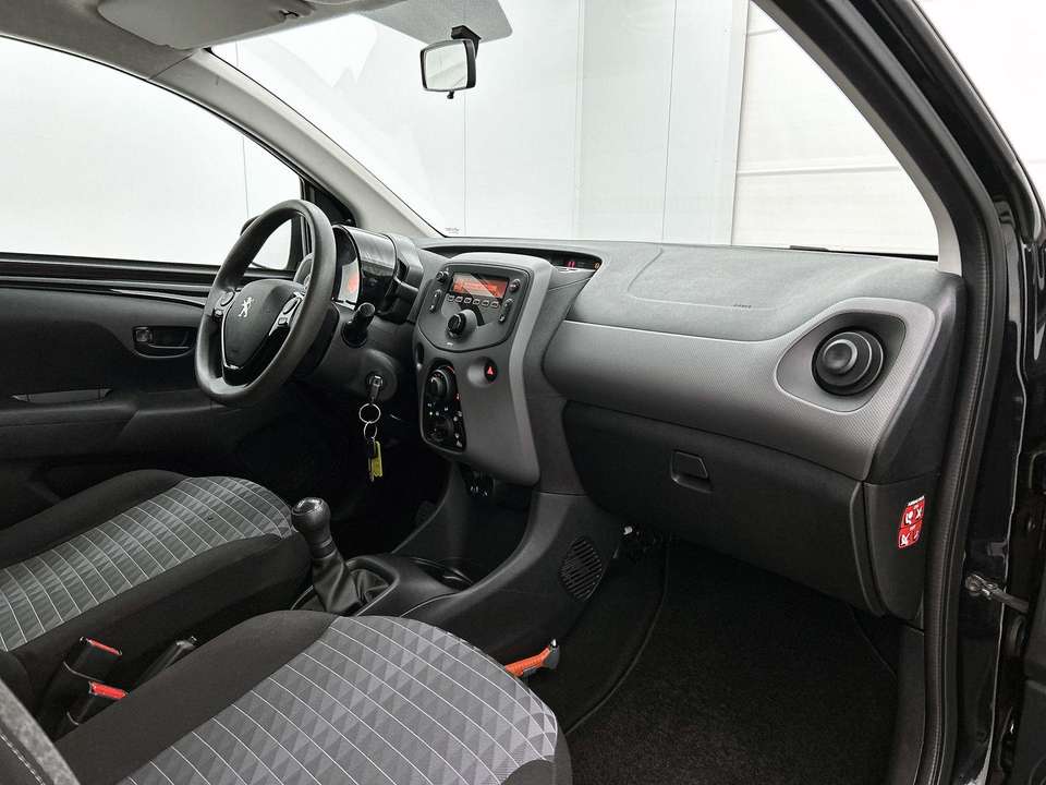 Peugeot 108 - Imagem 12