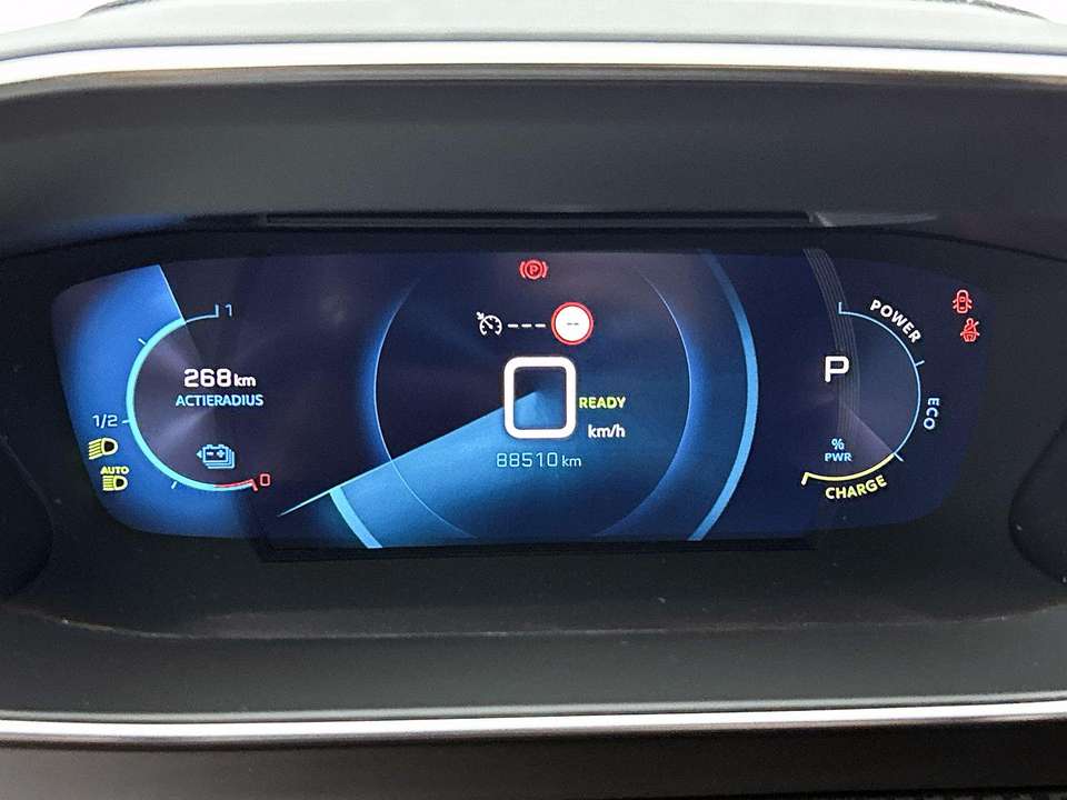 Peugeot e-208 - Imagem 14