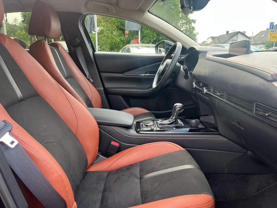 Mazda CX-30 - Imagem 9