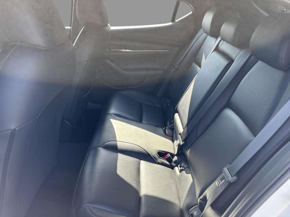 Mazda 3 - Imagem 10