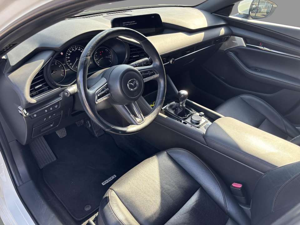 Mazda 3 - Imagem 12