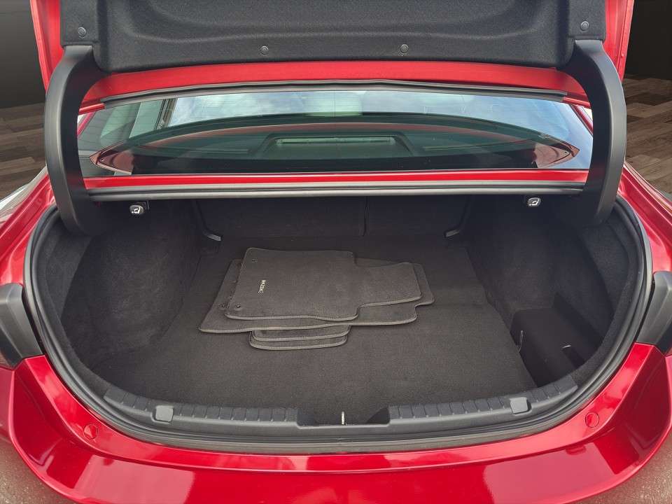Mazda 3 - Imagem 9