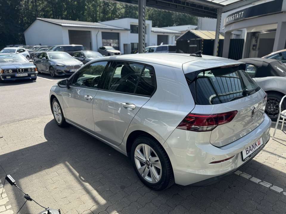 Volkswagen Golf - Imagem 4