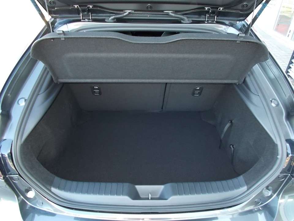 Mazda 3 - Imagem 9
