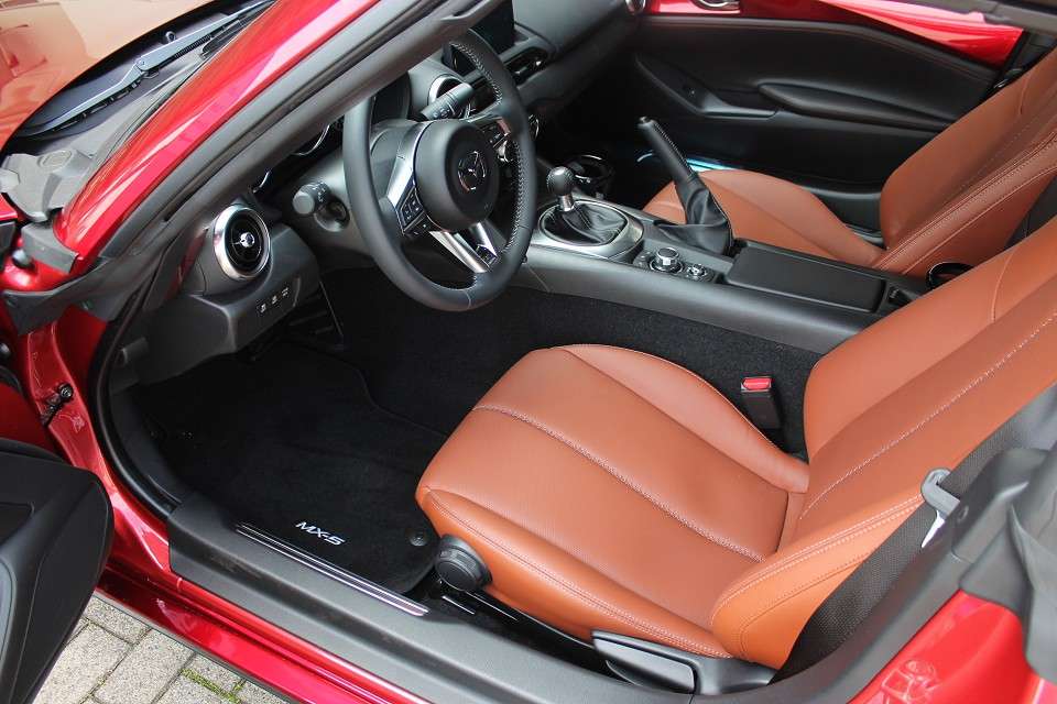Mazda MX-5 - Imagem 12