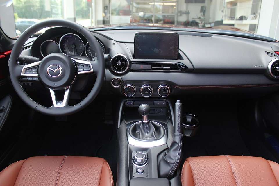 Mazda MX-5 - Imagem 13