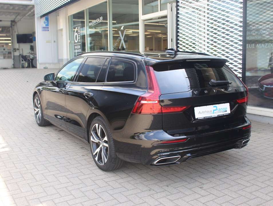 Volvo V60 - Imagem 3
