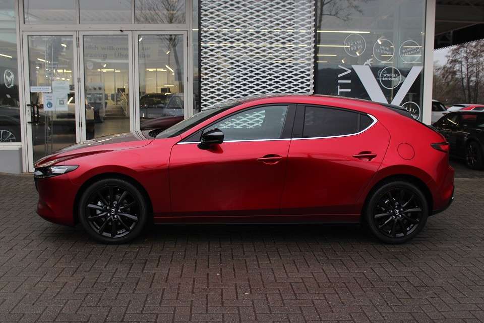 Mazda 3 - Imagem 2