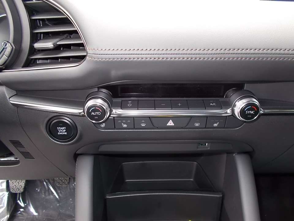 Mazda 3 - Imagem 15