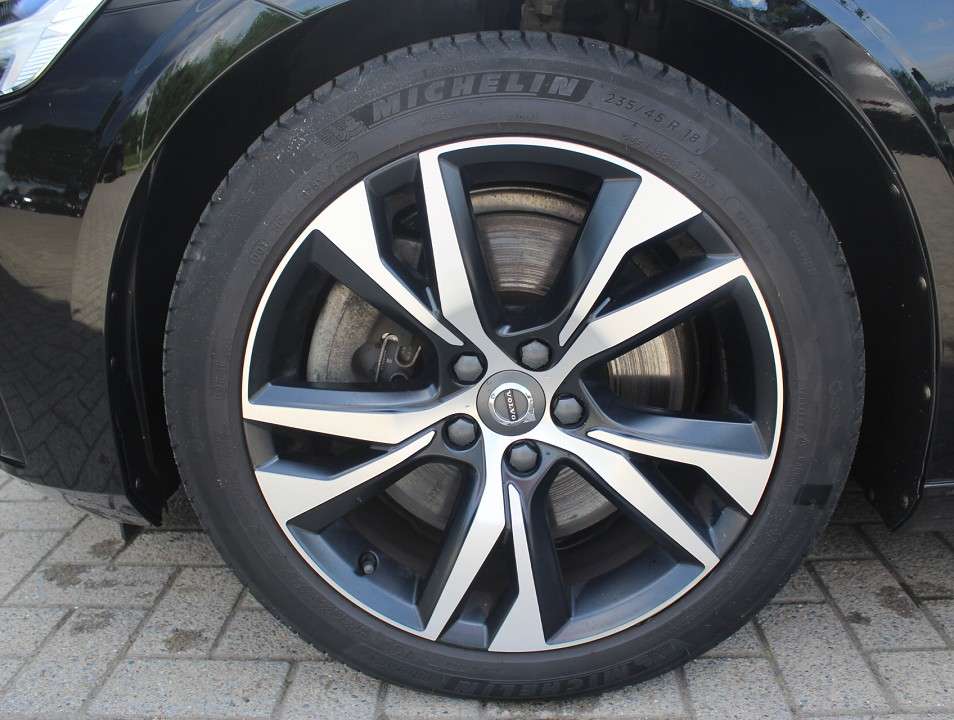 Volvo V60 - Imagem 8