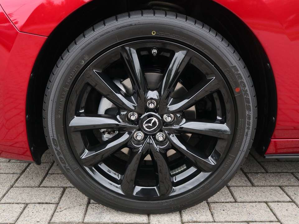Mazda 3 - Imagem 8