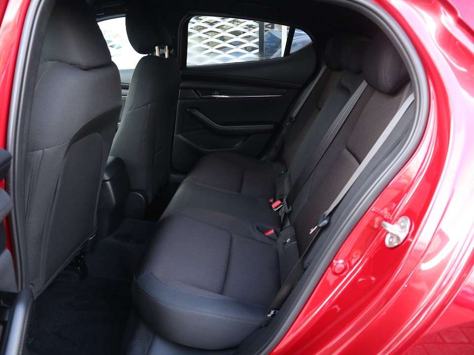 Mazda 3 - Imagem 15