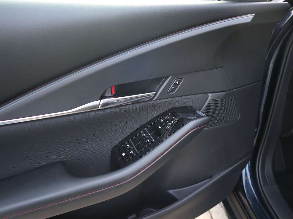Mazda CX-30 - Imagem 10