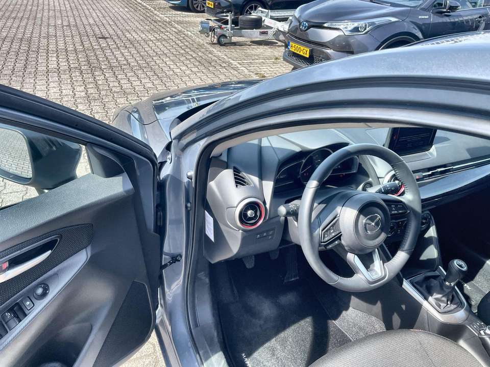 Mazda 2 - Imagem 15
