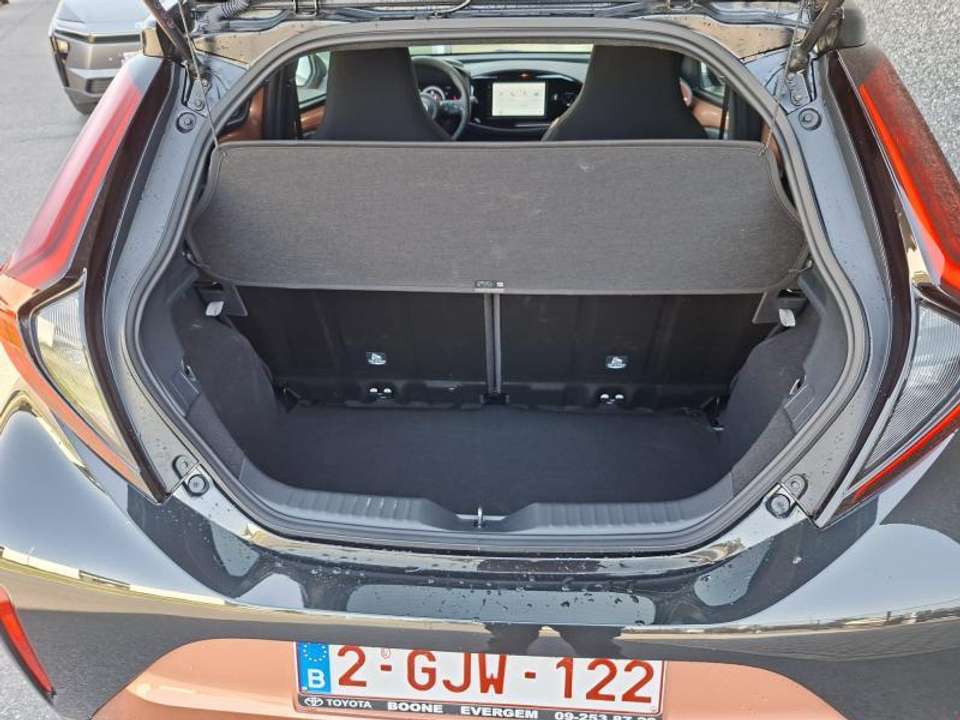 Toyota Aygo X - Imagem 6