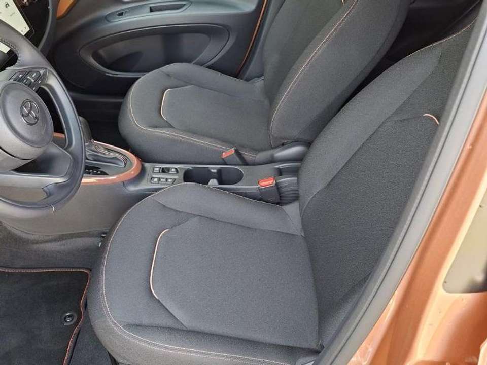 Toyota Aygo X - Imagem 8
