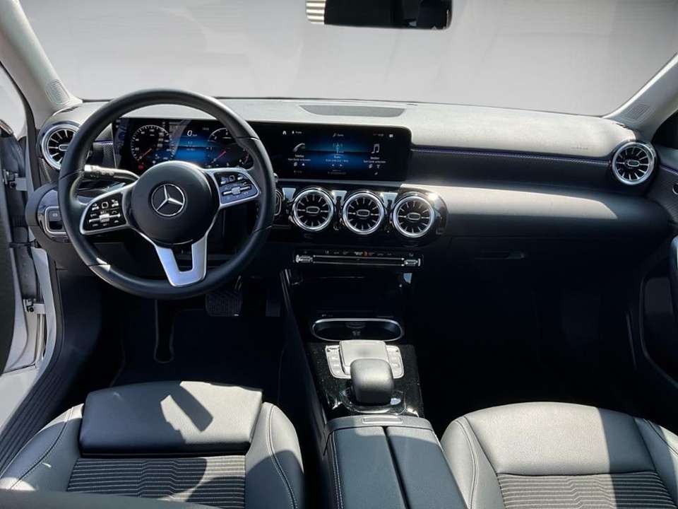 Mercedes-Benz A 200 - Imagem 9