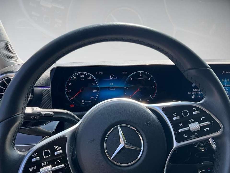 Mercedes-Benz A 200 - Imagem 11