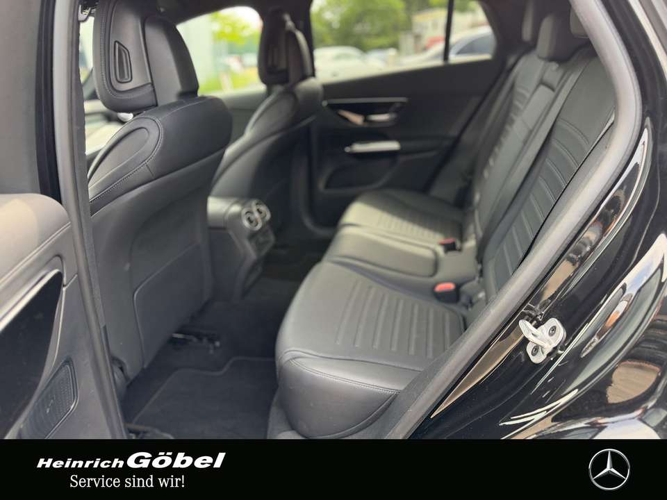 Mercedes-Benz GLC 220 - Imagem 11