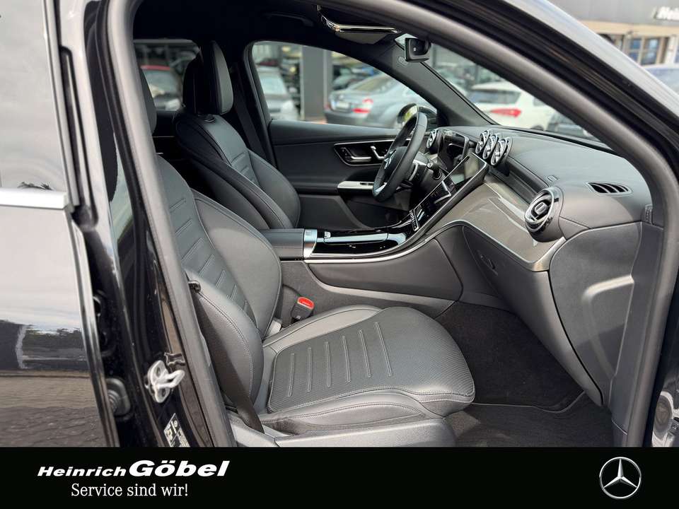 Mercedes-Benz GLC 220 - Imagem 12