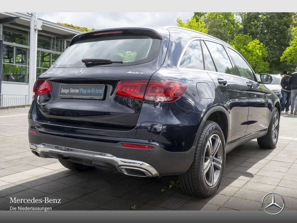 Mercedes-Benz GLC 300 - Imagem 3