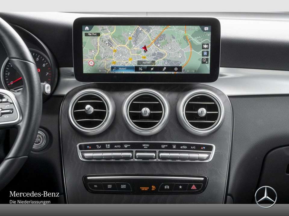 Mercedes-Benz GLC 300 - Imagem 15