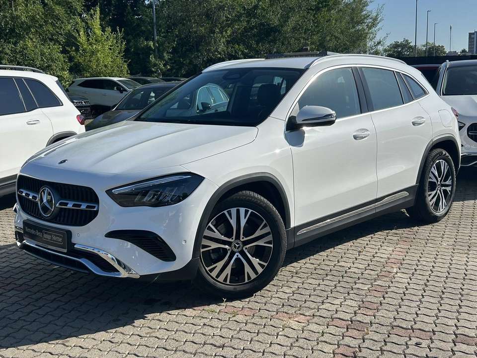 Mercedes-Benz GLA 180 - Imagem 1