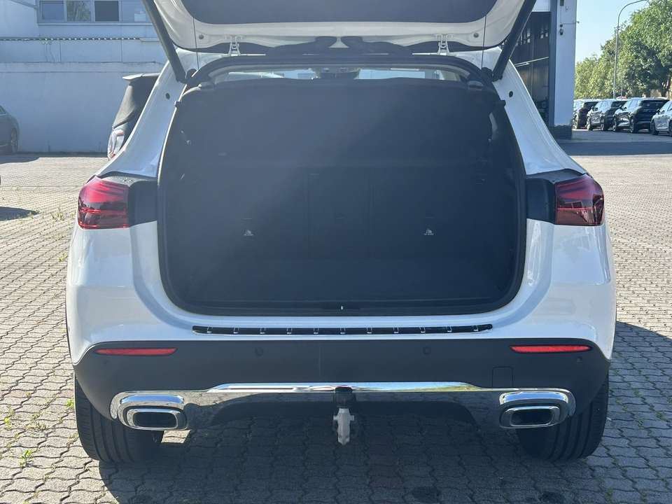Mercedes-Benz GLA 180 - Imagem 6