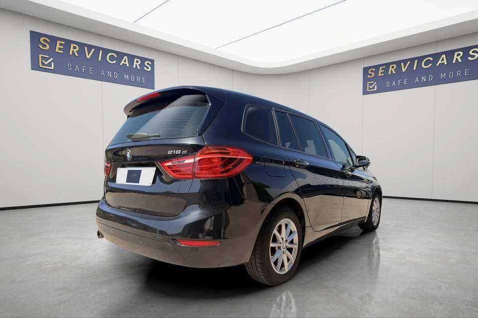 BMW 216 - Imagem 5