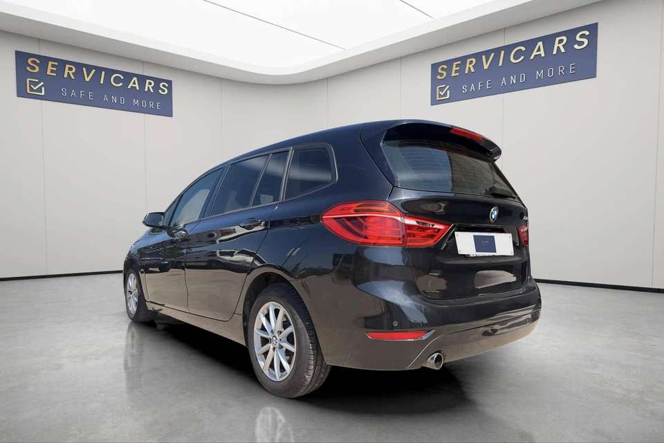 BMW 216 - Imagem 7