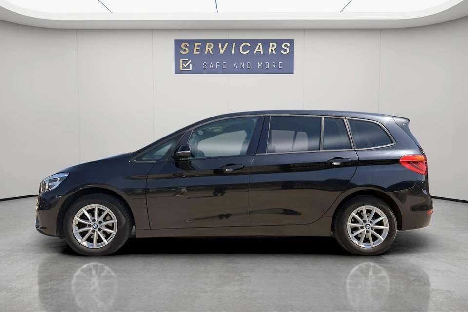BMW 216 - Imagem 8