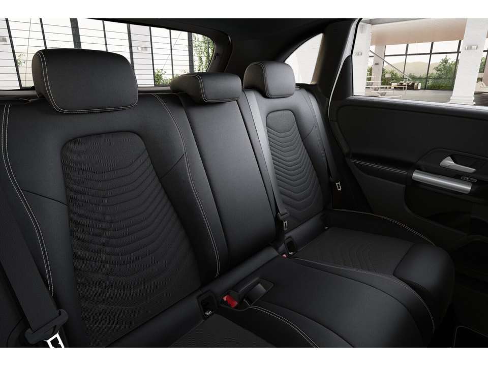 Mercedes-Benz B 180 - Imagem 9