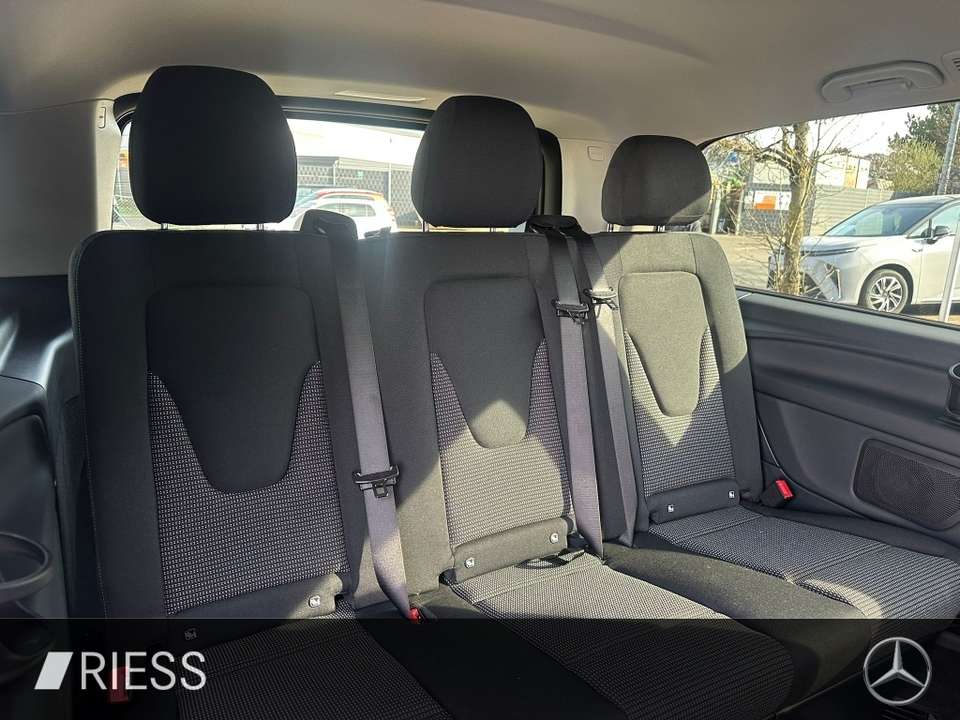 Mercedes-Benz V 250 - Imagem 9