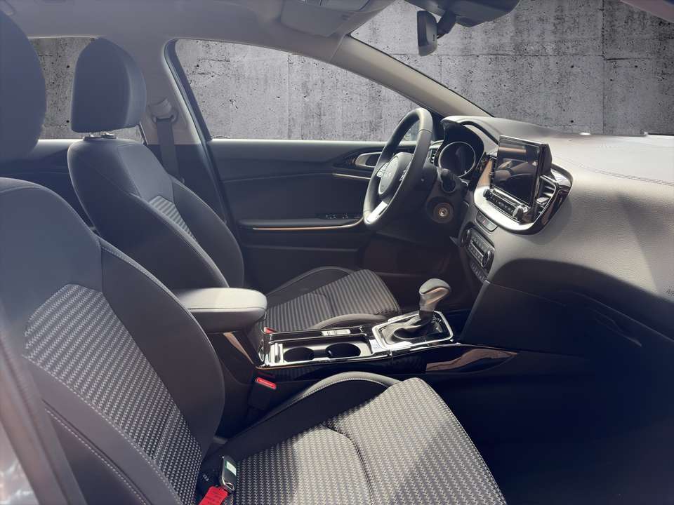 Kia Ceed SW / cee'd SW - Imagem 11