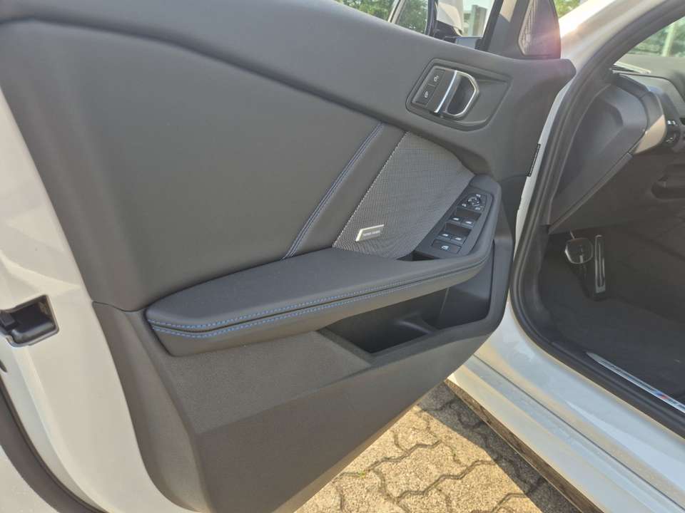 BMW 118 - Imagem 14
